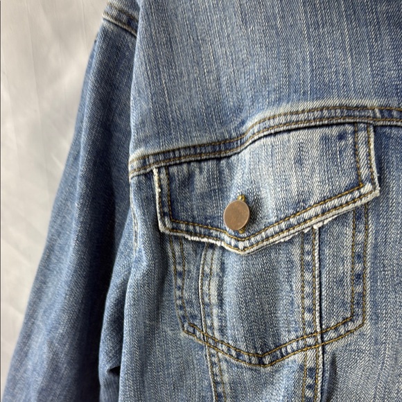 Blue Denim Jacket Cropped Torrid - Picture 7 of 9